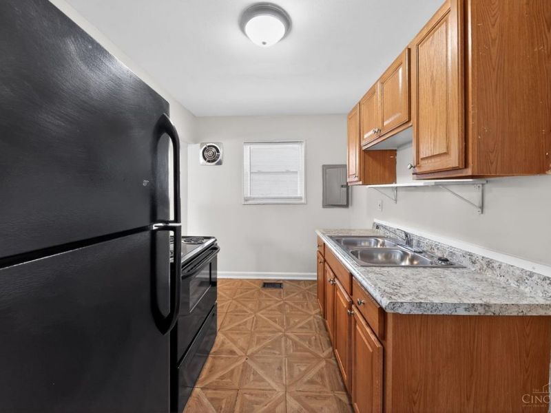 8771 Desoto Drive, Springfield Twp., OH 45231 Photo 12