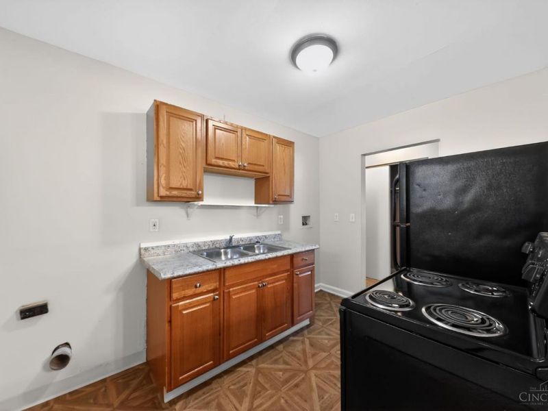 8771 Desoto Drive, Springfield Twp., OH 45231 Photo 13