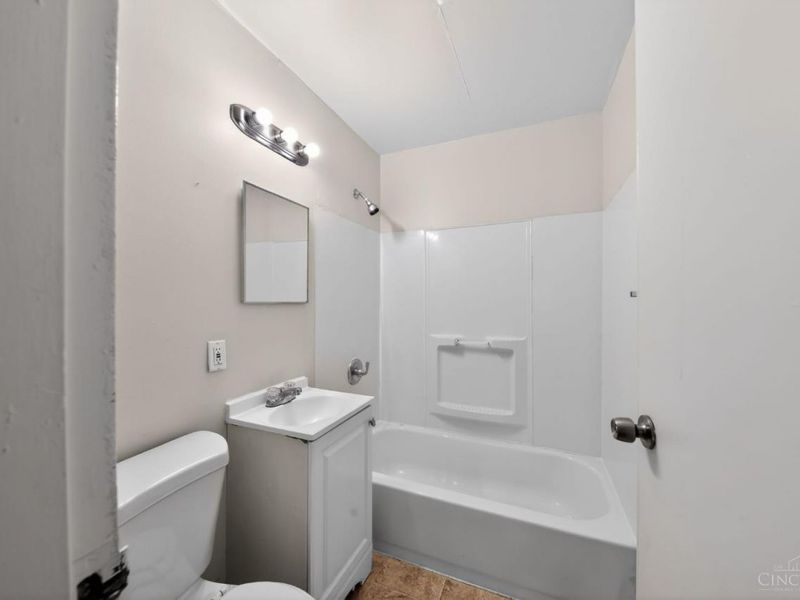 8771 Desoto Drive, Springfield Twp., OH 45231 Photo 20