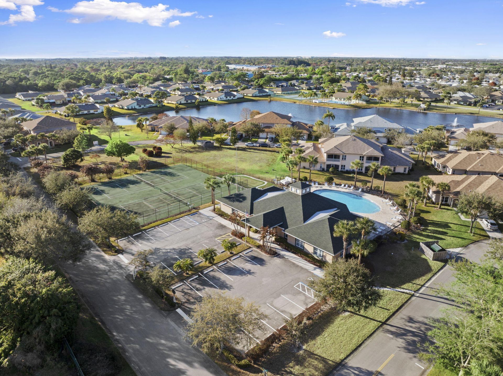 1781 S Dovetail Drive, Unit 2, Fort Pierce, FL 34982 Photo