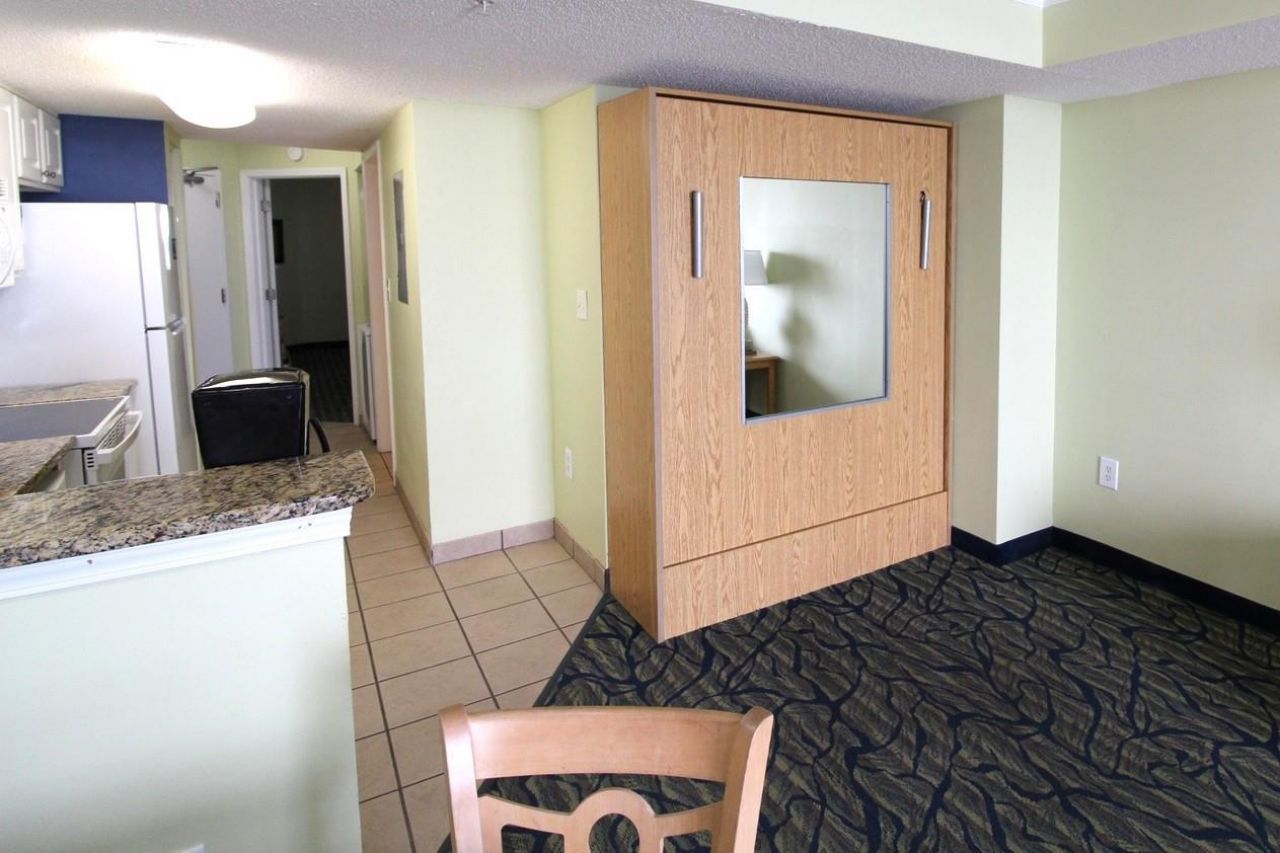 2201 S Ocean Blvd. Photo 13