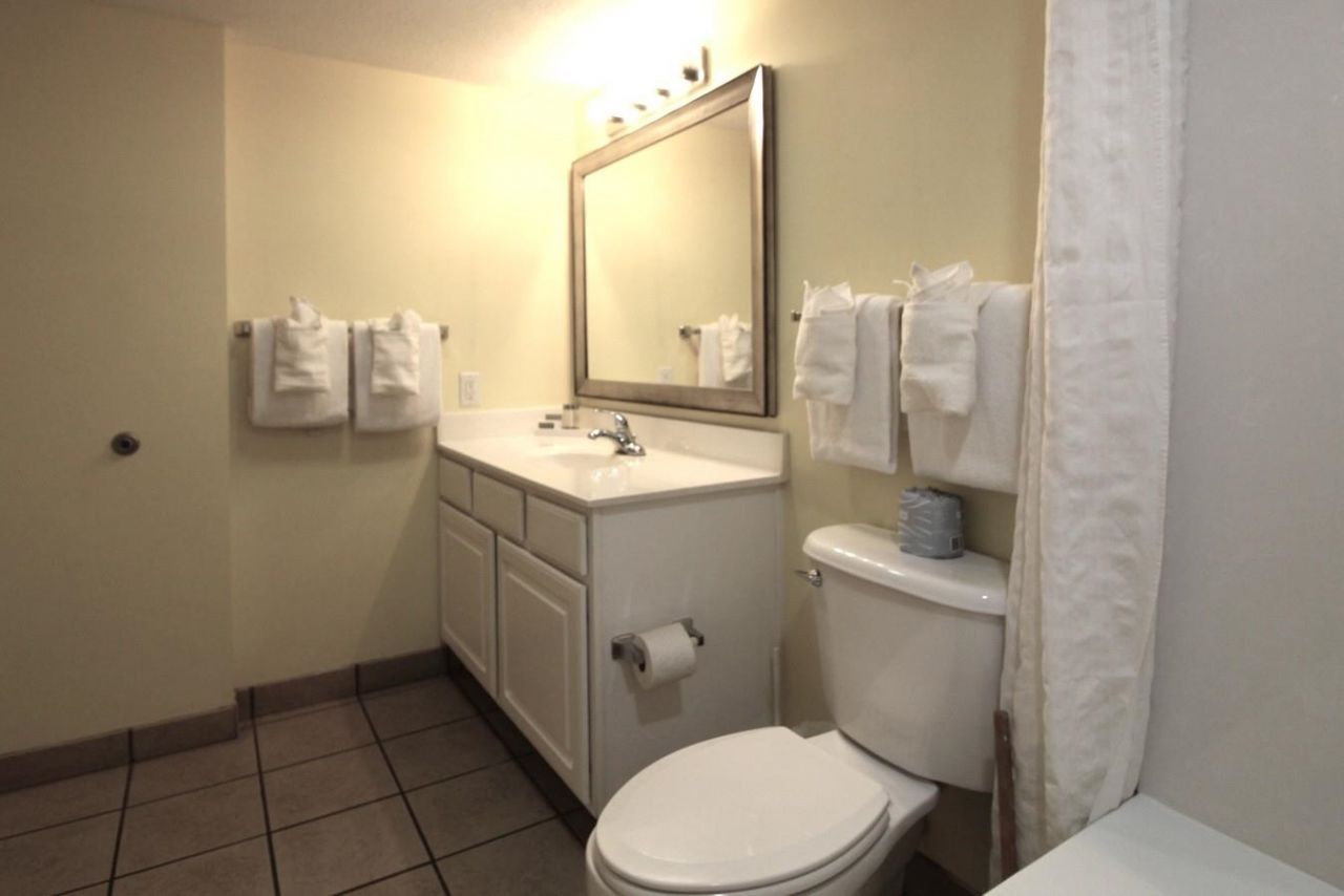 2201 S Ocean Blvd. Photo 19