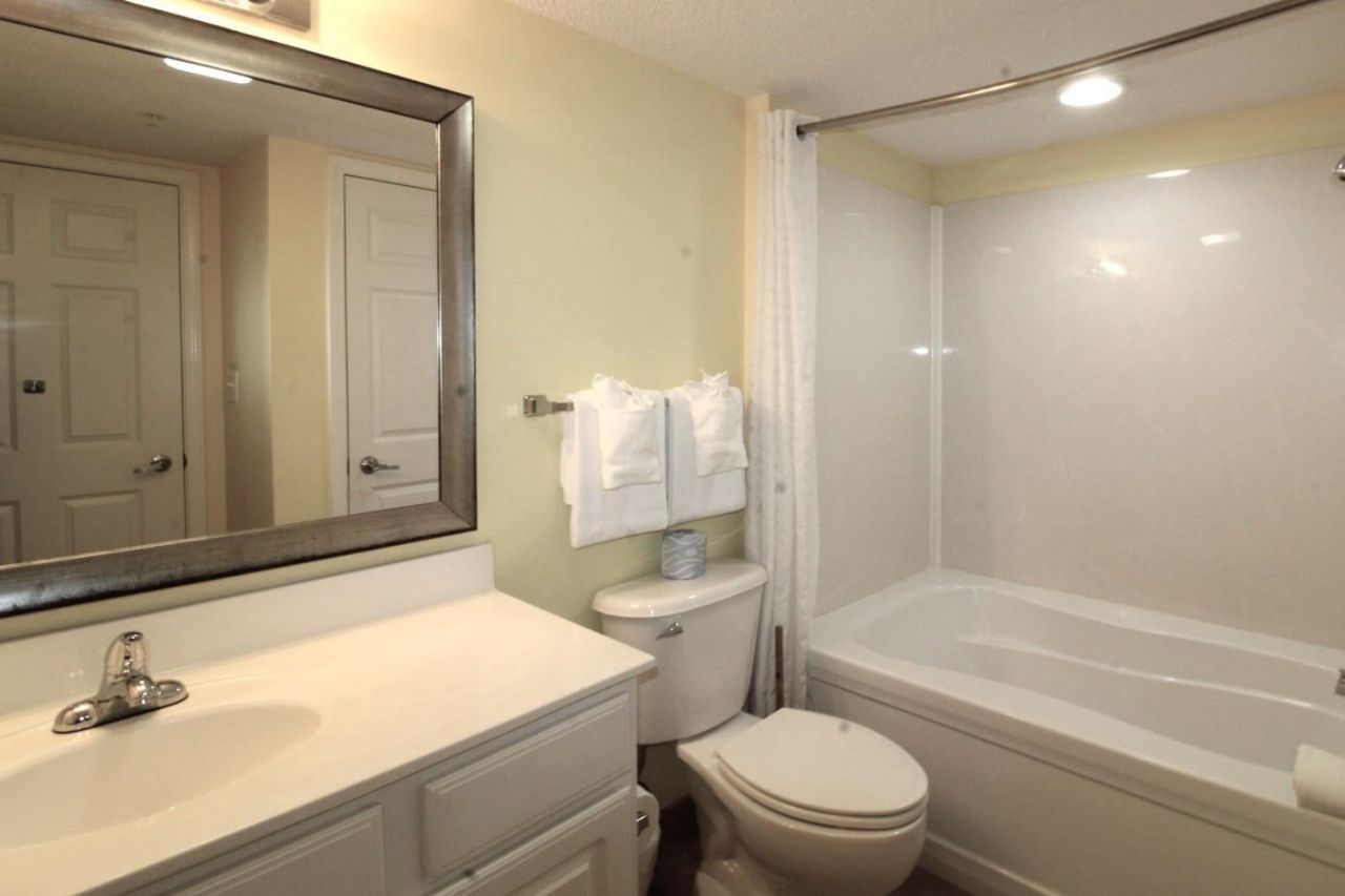 2201 S Ocean Blvd. Photo 20