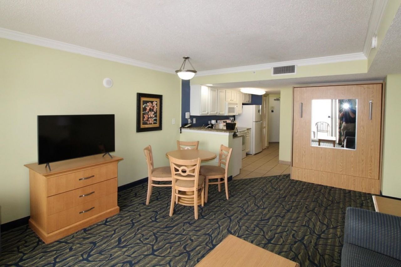 2201 S Ocean Blvd. Photo 8