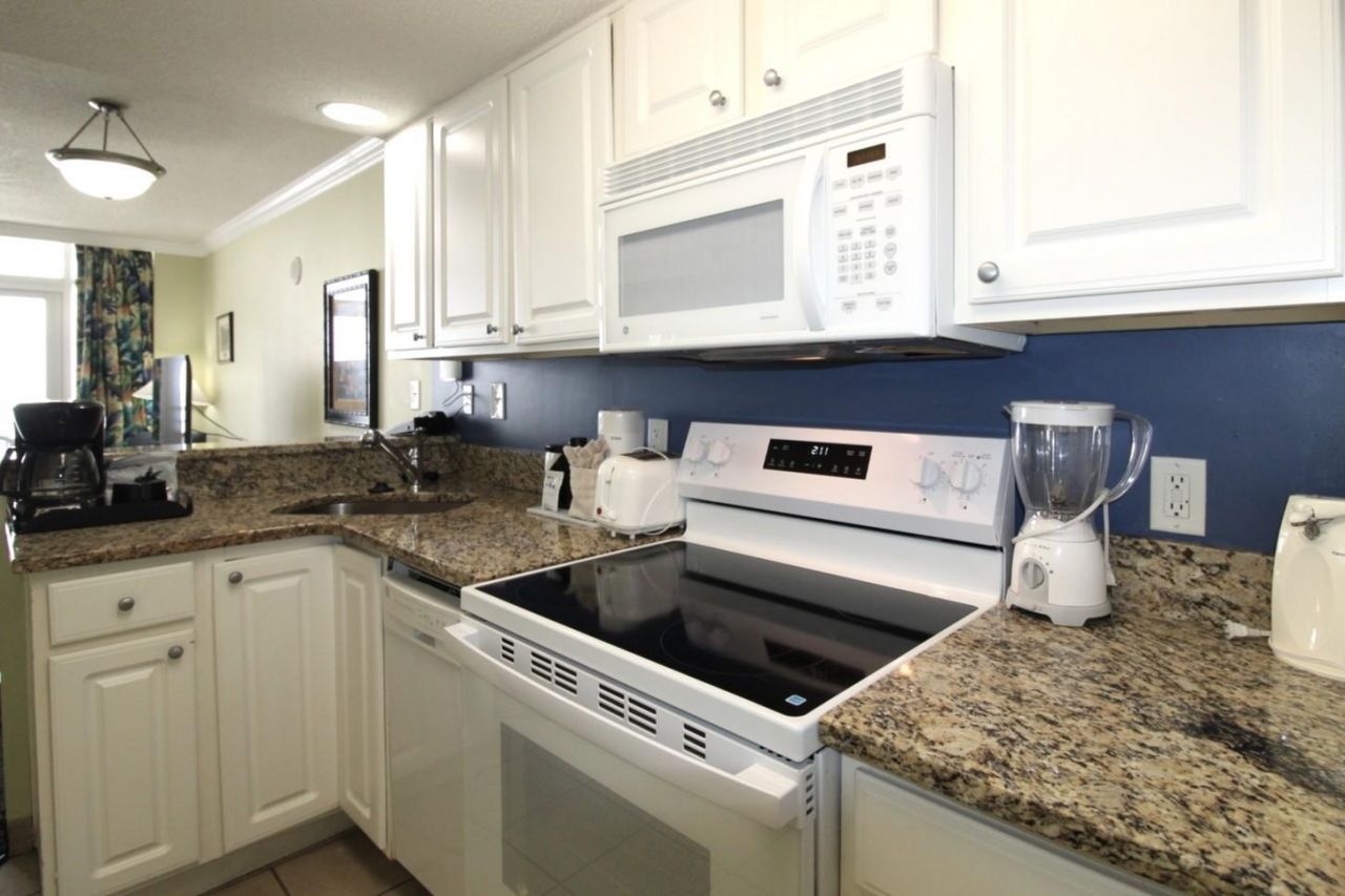 2201 S Ocean Blvd. Photo 9