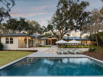 319 Hobcaw Drive, Mount Pleasant, SC 29464