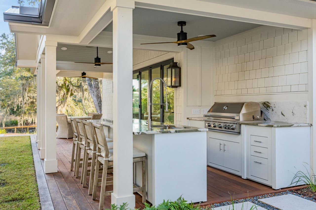 319 Hobcaw Drive Photo 8