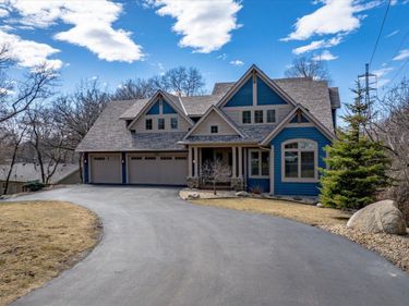 4323 Cedar Lake Road S, Saint Louis Park, MN 55416