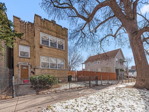 6749 S Peoria Street, Chicago, IL 60621