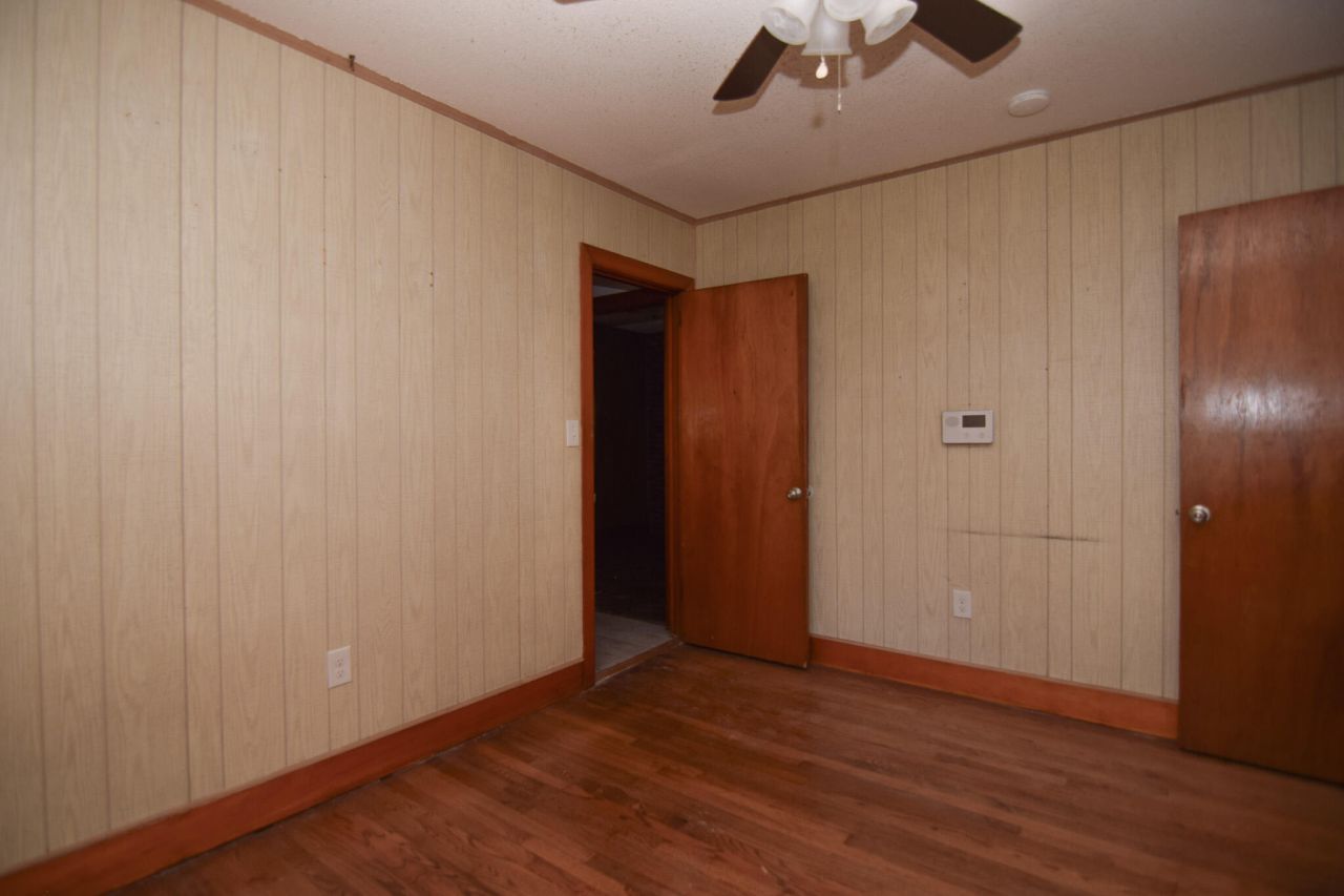 4317 Whitney Drive Photo 5