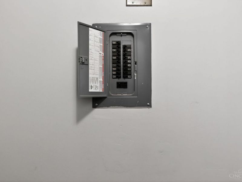 1854 Windmill Way, Cincinnati, OH 45240 Photo 25