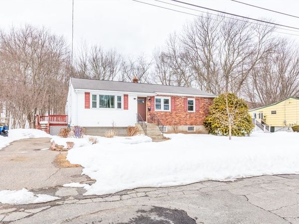 28 Mcdonnell Dr, Randolph, MA 02368