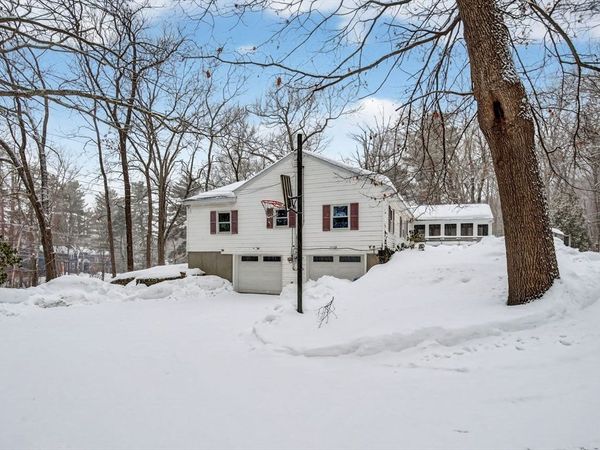 146 Ipswich Rd, Topsfield, MA 01983