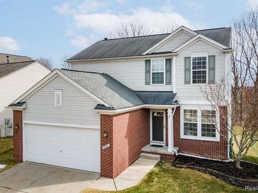 432 Otter Run Road , Holly Twp, MI 48442