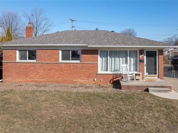 2820 Marian Drive, Trenton, MI 48183