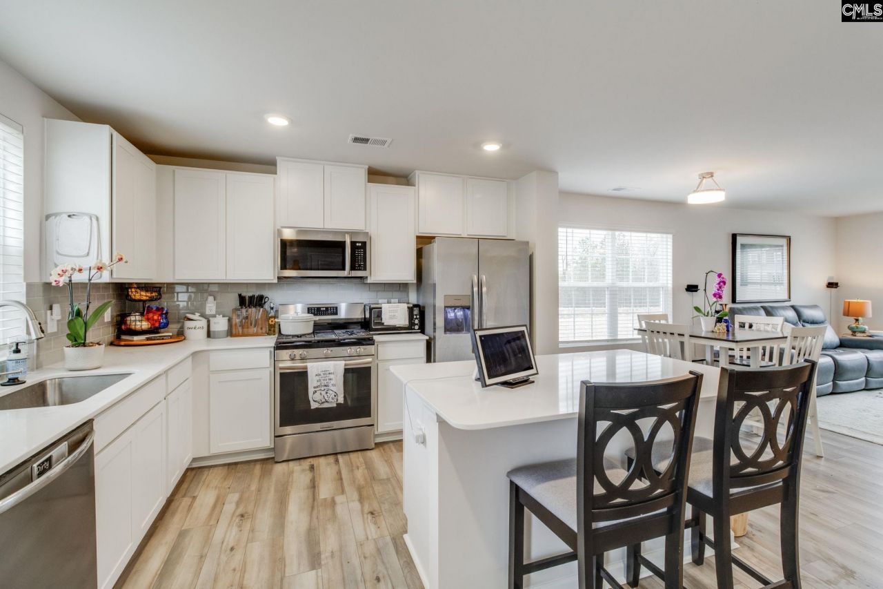 119 Parkwood Court  Photo 10