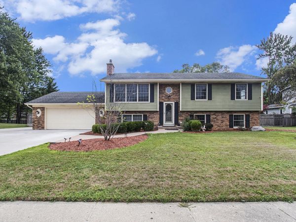 3740 Piute Drive SW, Grandville, MI 49418