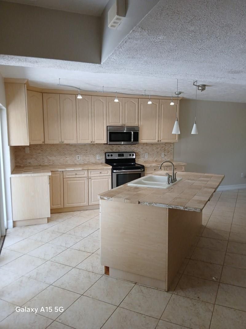 17131 SW 85th Avenue, Palmetto Bay, FL 33157 Photo