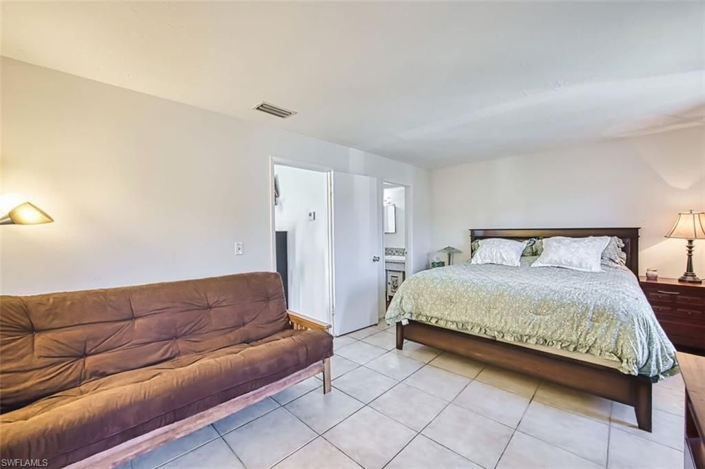 5417 Loyola Ln, Fort Myers, FL 33908 Photo