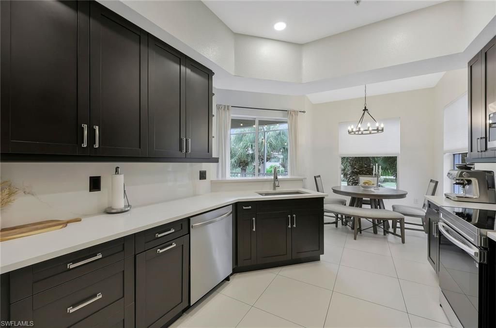9210 Belleza Way, Unit 204, Fort Myers, FL 33908 Photo