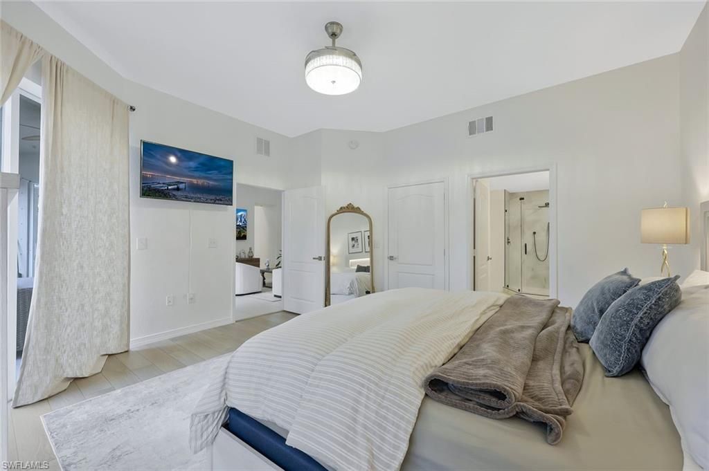 9210 Belleza Way, Unit 204, Fort Myers, FL 33908 Photo