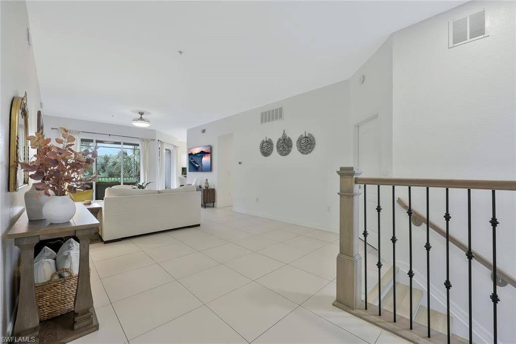 9210 Belleza Way, Unit 204, Fort Myers, FL 33908 Photo