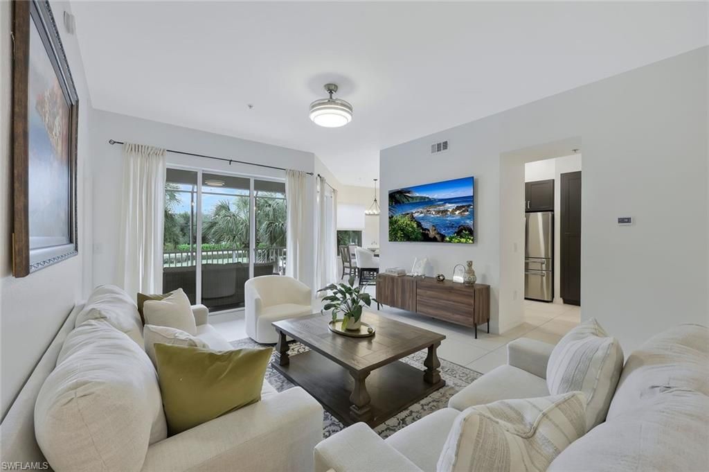 9210 Belleza Way, Unit 204, Fort Myers, FL 33908 Photo