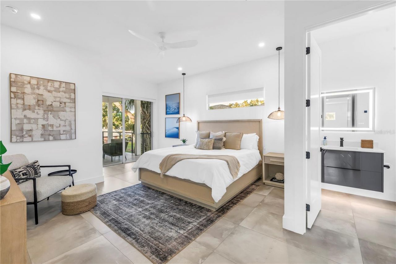 2564 Arlington Street, Sarasota, FL 34239 Photo