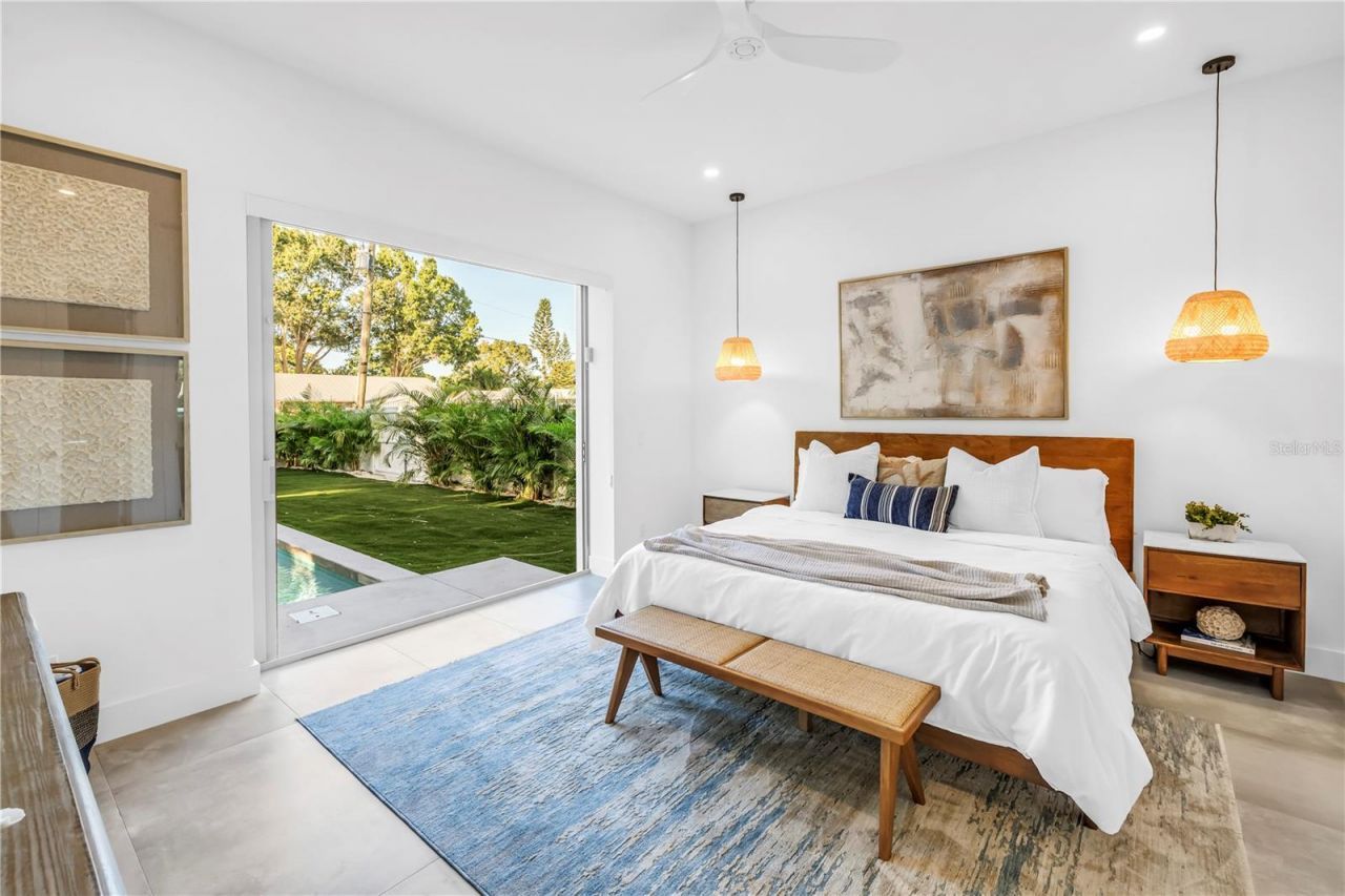 2564 Arlington Street, Sarasota, FL 34239 Photo