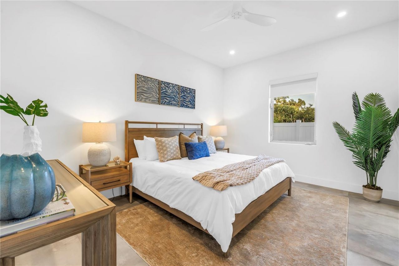 2564 Arlington Street, Sarasota, FL 34239 Photo