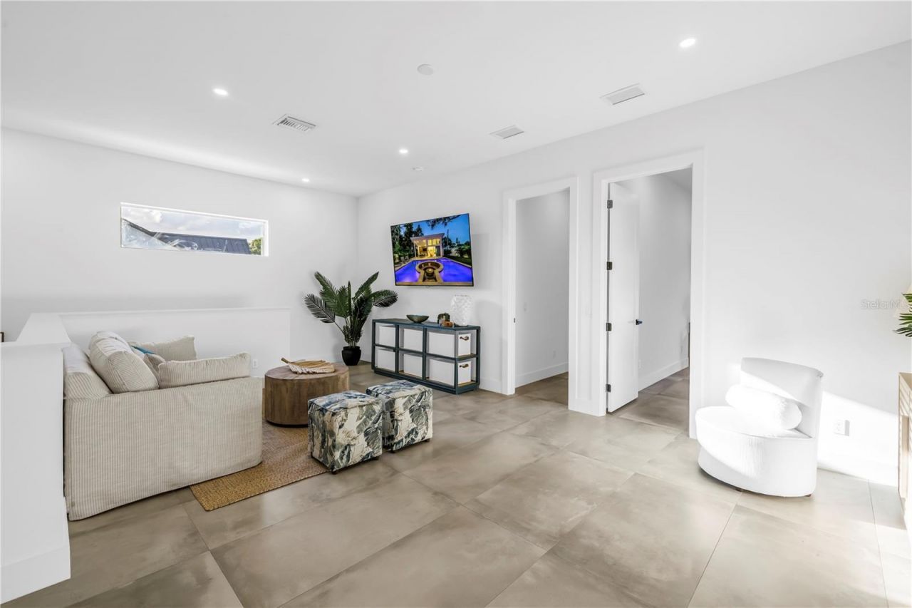 2564 Arlington Street, Sarasota, FL 34239 Photo