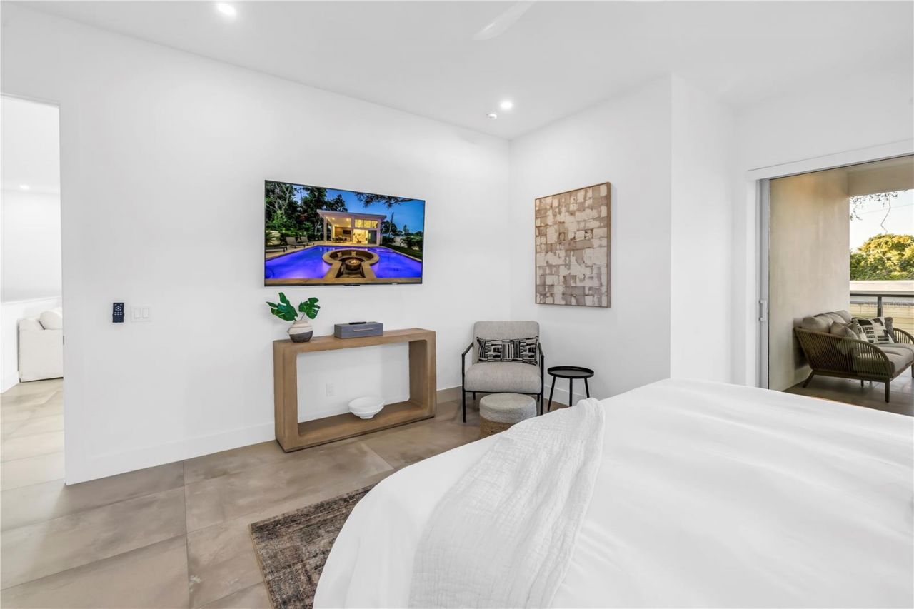 2564 Arlington Street, Sarasota, FL 34239 Photo