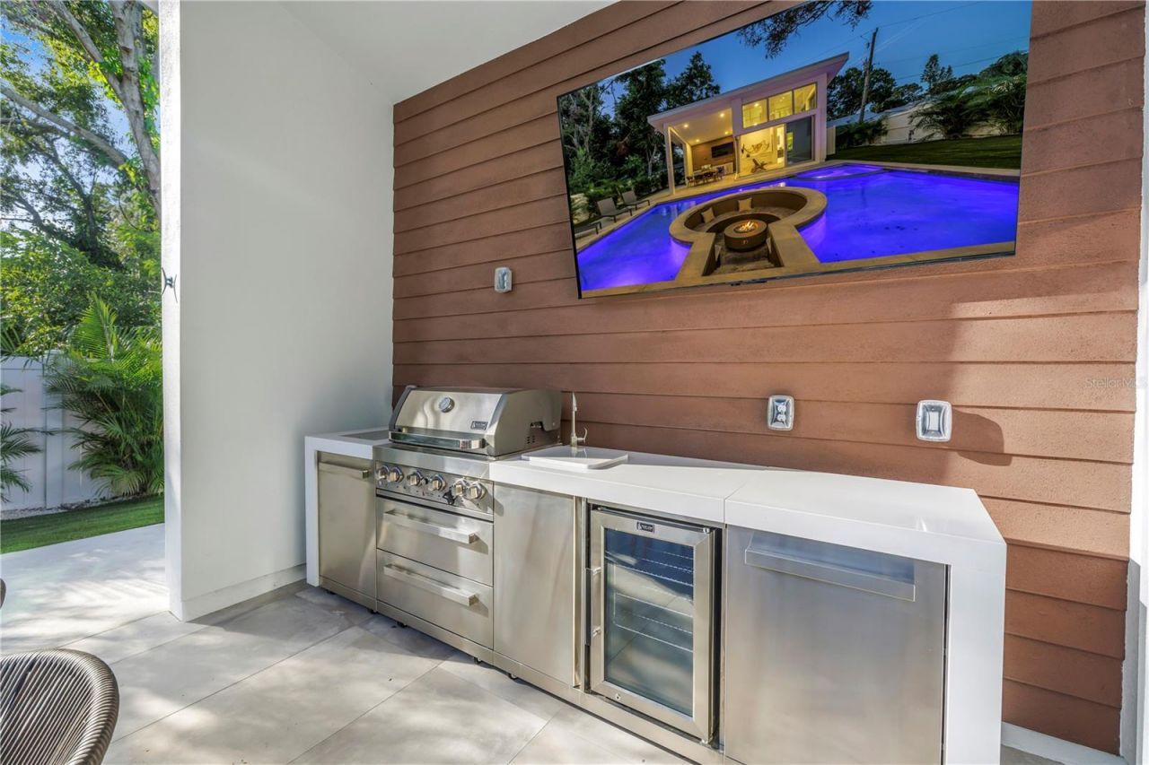 2564 Arlington Street, Sarasota, FL 34239 Photo