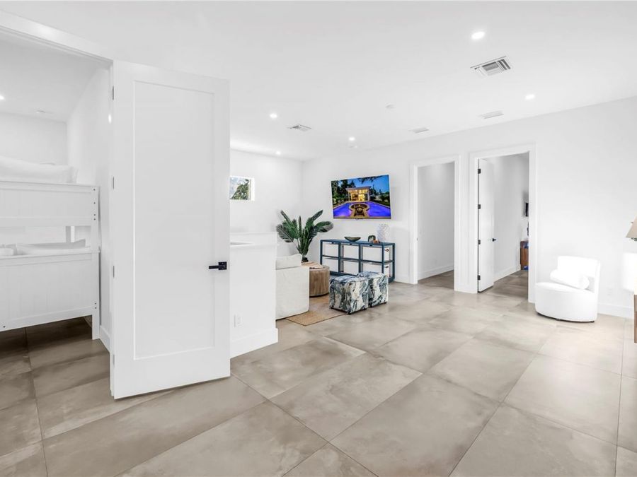 Property Image 82