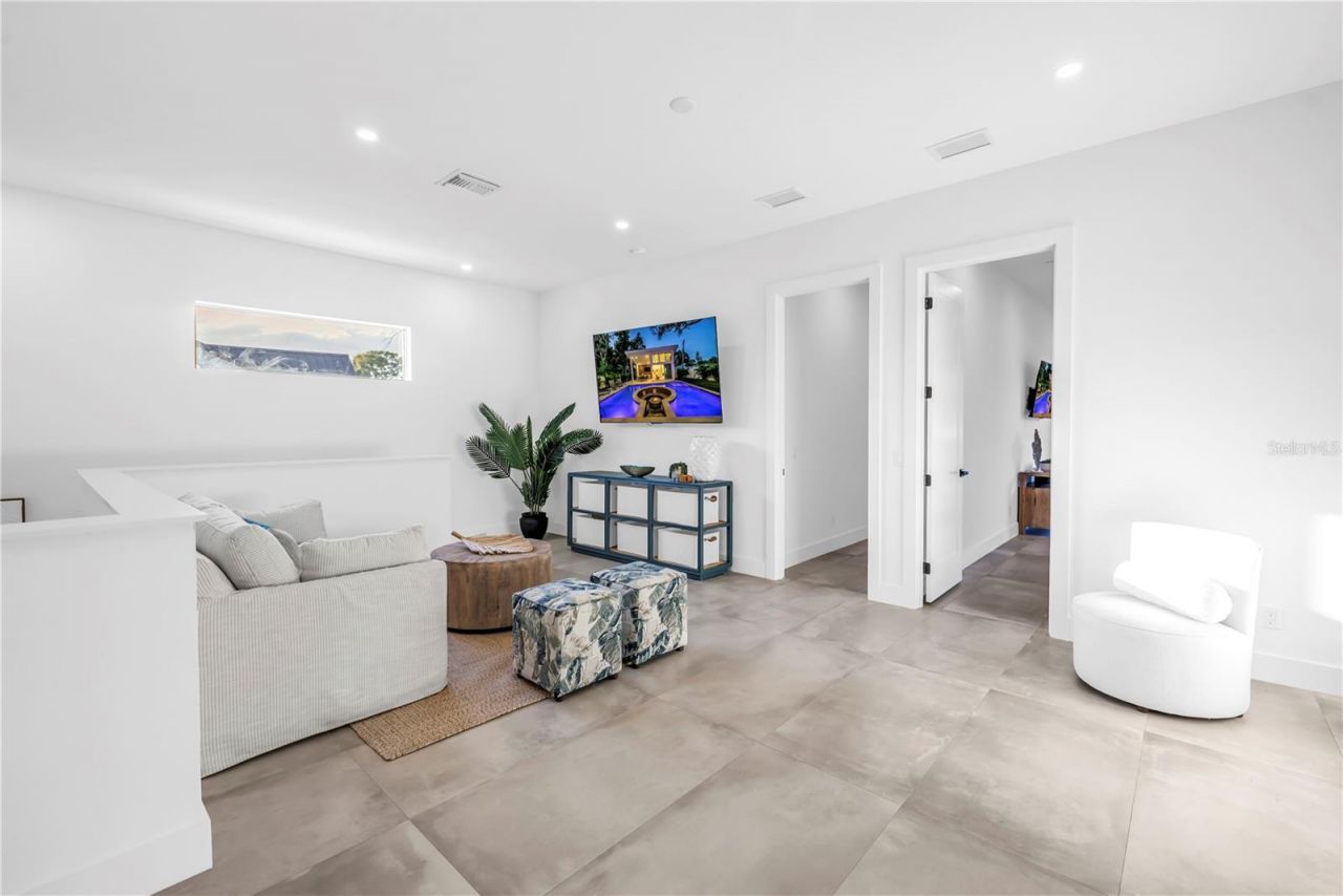 2564 Arlington Street, Sarasota, FL 34239 Photo