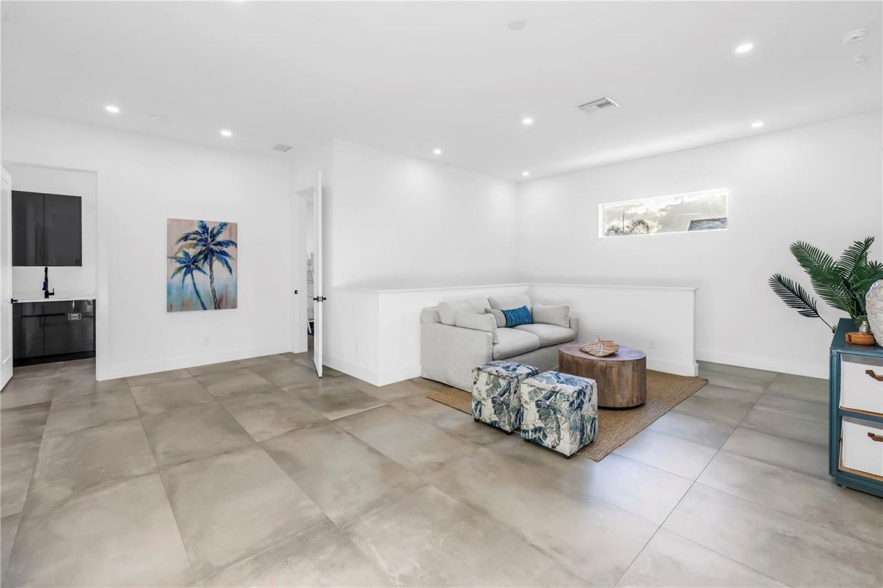 2564 Arlington Street, Sarasota, FL 34239 Photo