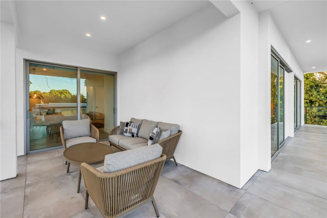 2564 Arlington Street, Sarasota, FL 34239 Photo