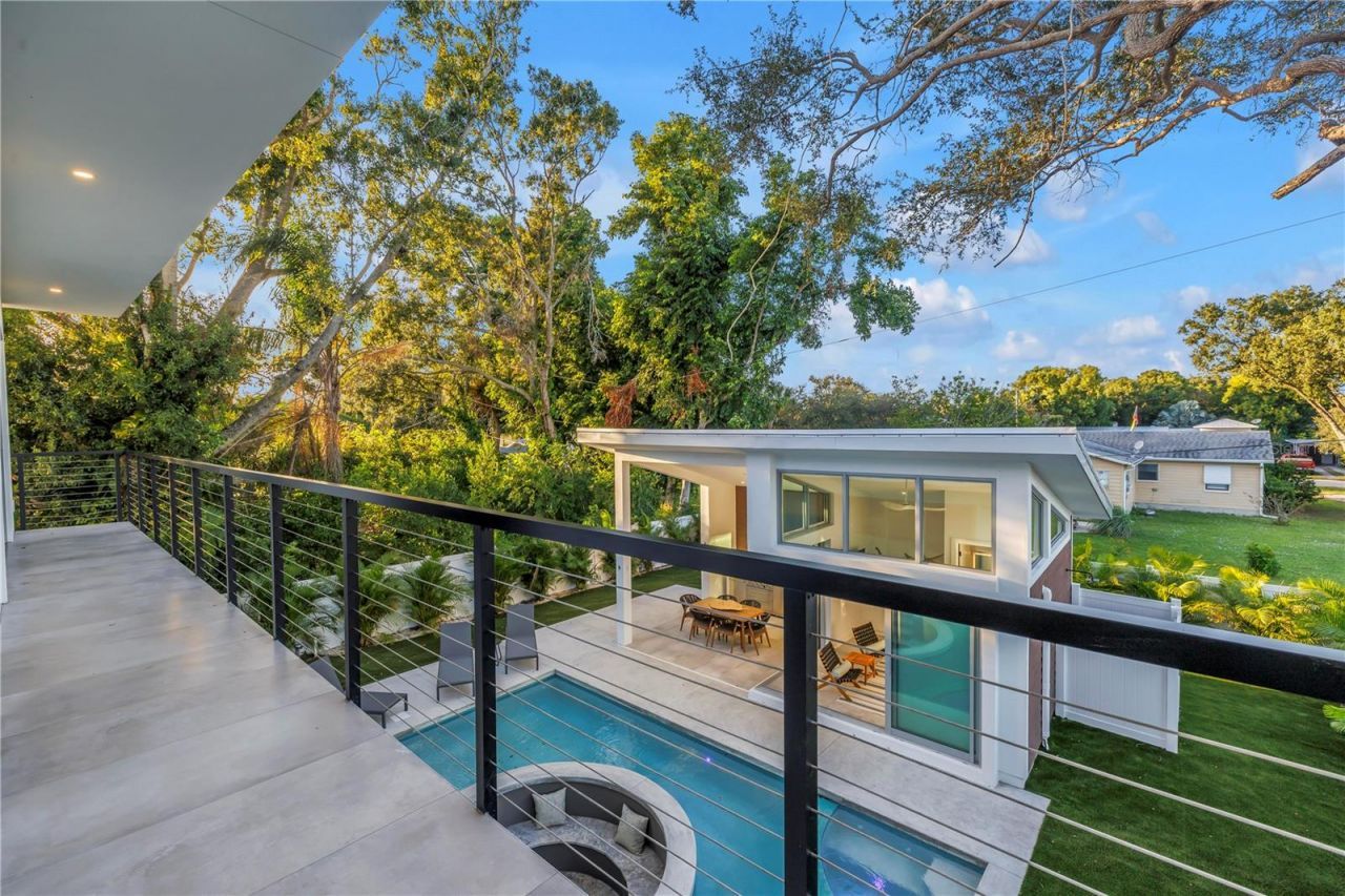 2564 Arlington Street, Sarasota, FL 34239 Photo