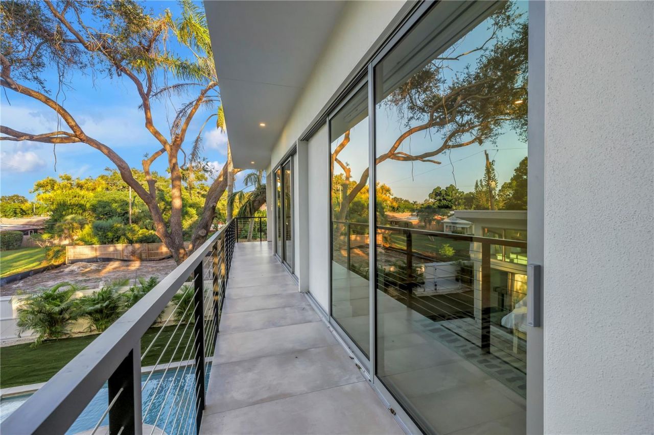 2564 Arlington Street, Sarasota, FL 34239 Photo