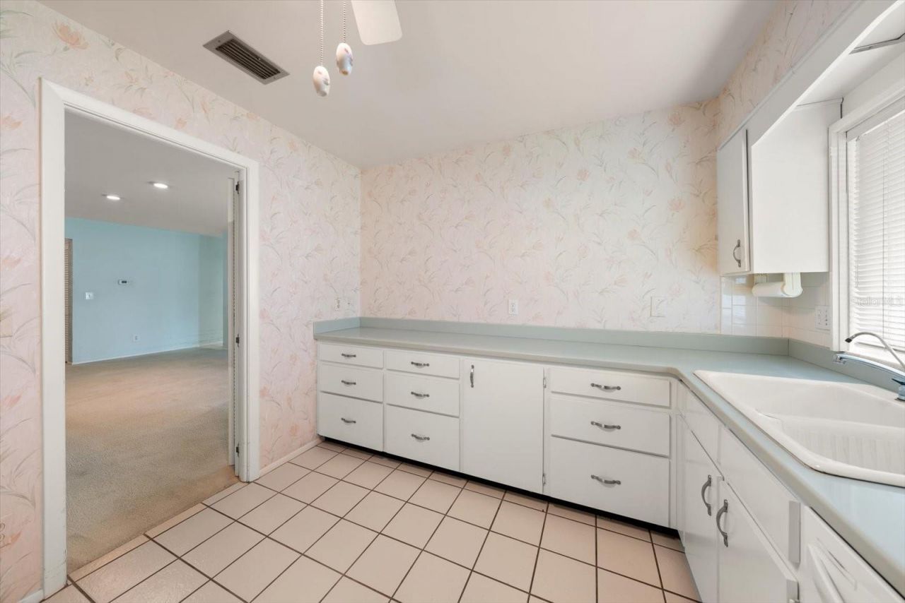 100 Bluff View Drive , Unit 114A, Belleair Bluffs, FL 33770 Photo