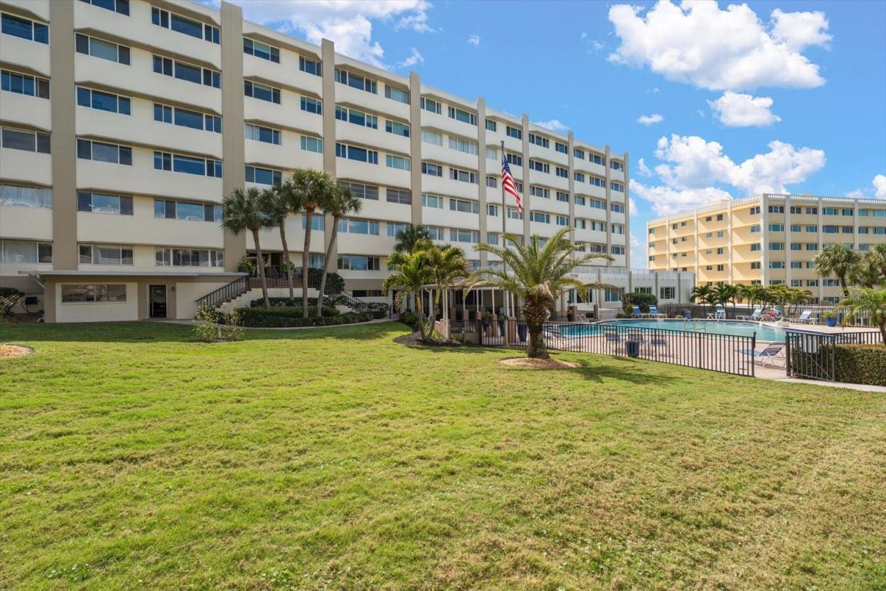 100 Bluff View Drive , Unit 114A, Belleair Bluffs, FL 33770 Photo