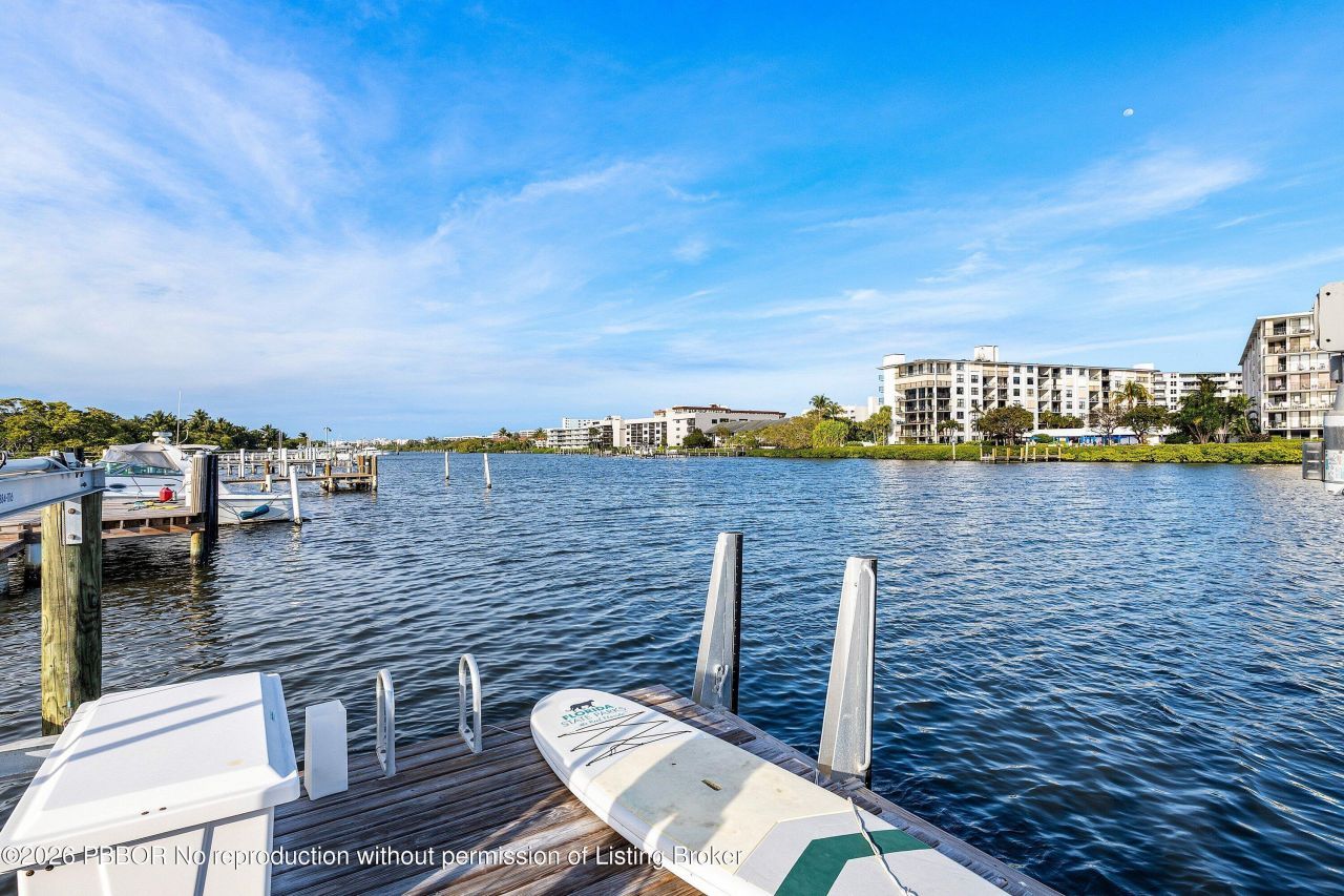 820 N Atlantic Drive, Lantana, FL 33462 Photo