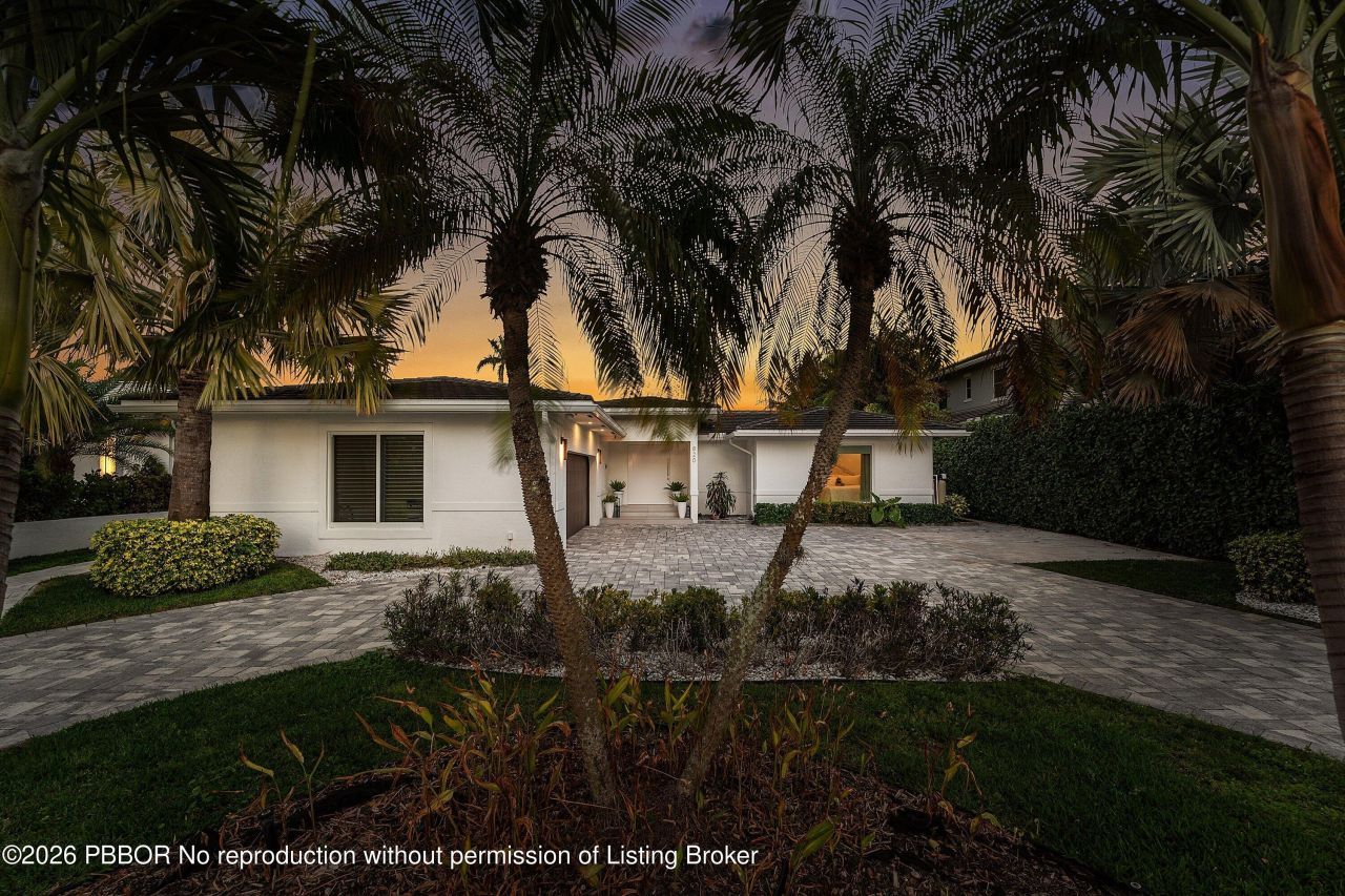 820 N Atlantic Drive, Lantana, FL 33462 Photo