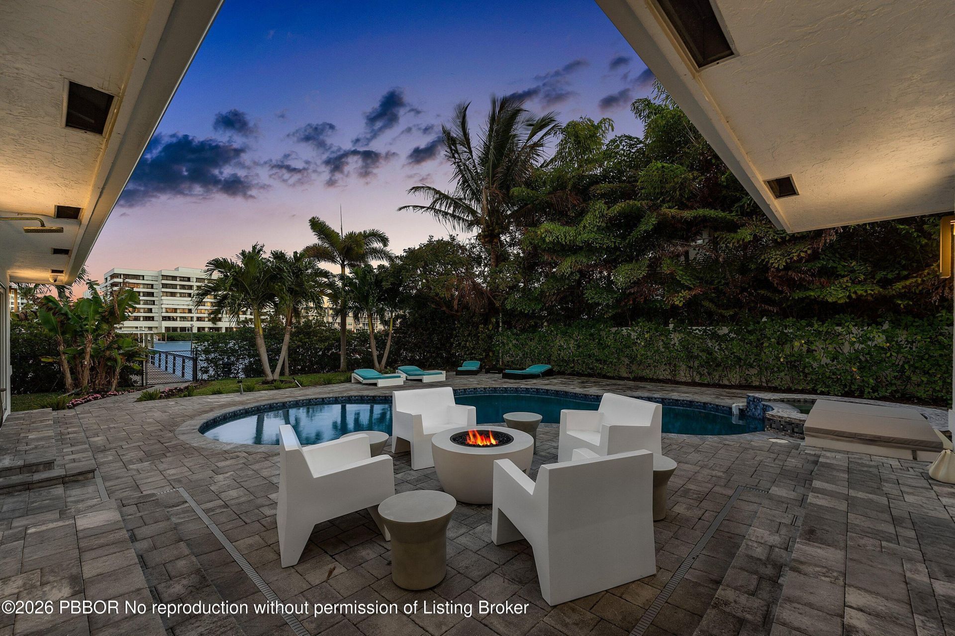 820 N Atlantic Drive, Lantana, FL 33462 Photo