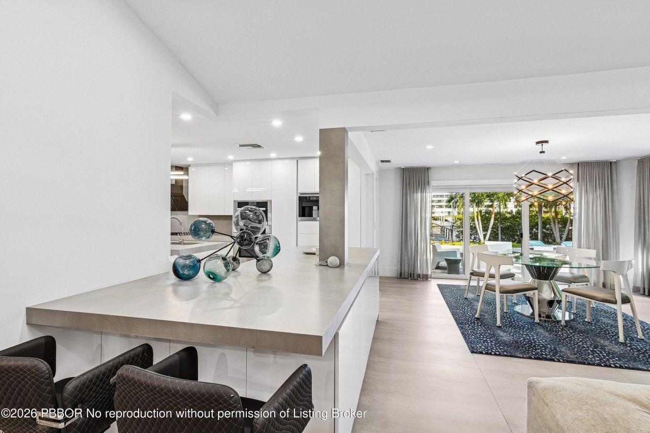 820 N Atlantic Drive, Lantana, FL 33462 Photo