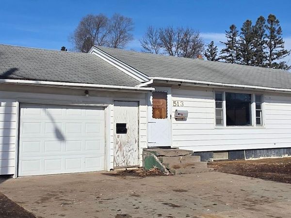 513 1st Street NW, Wadena, MN 56482