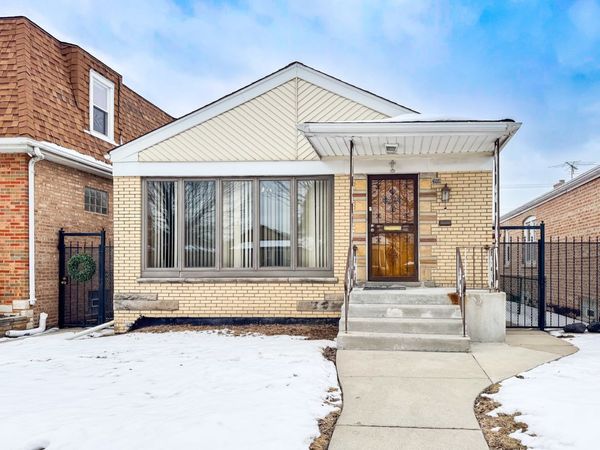 3910 W MARQUETTE Road , Chicago, IL 60629