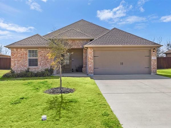1516 Running Brook Court, Kaufman, TX 75142
