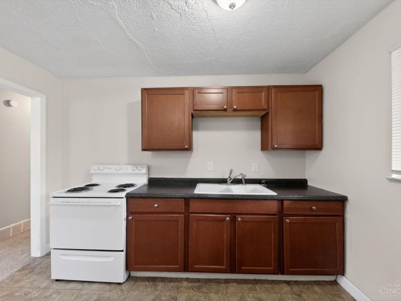 2547 Adams Road, Colerain Township, OH 45231 Photo 13