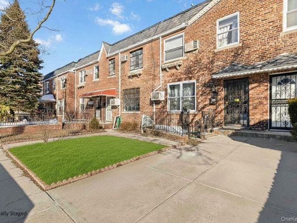 21-45 80 Street , East Elmhurst, NY 11370